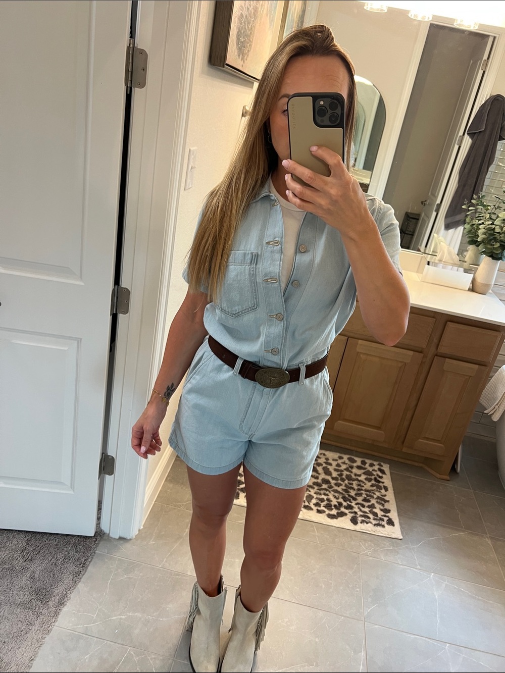 NWT Levi’s denim romper